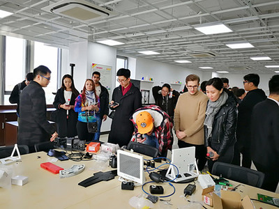 國際工商學院赴西青新興產業園開展參觀學習活動-新聞中心-北方網